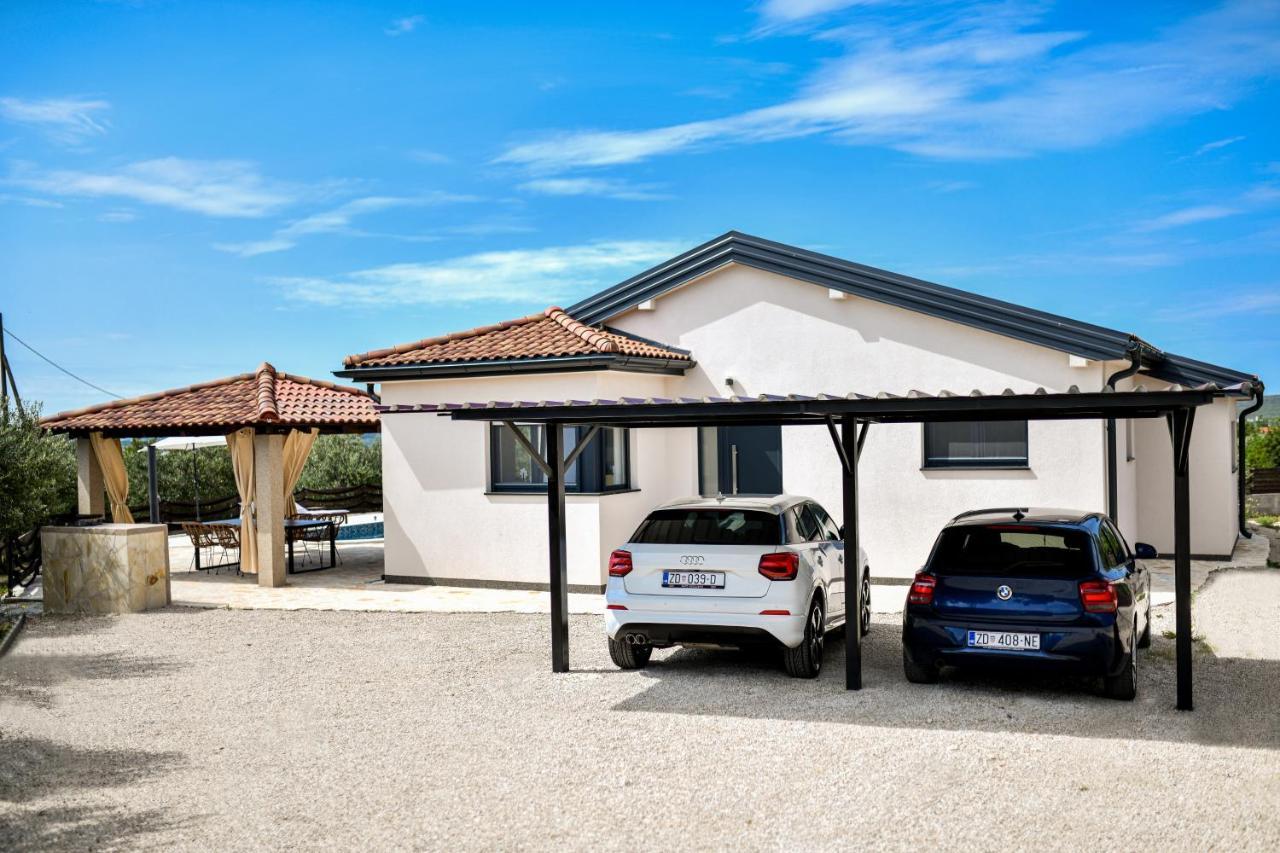 Wonderful Holiday House Bruno With Heated Pool زادار المظهر الخارجي الصورة