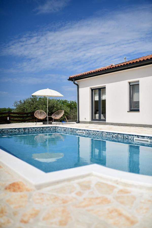 Wonderful Holiday House Bruno With Heated Pool زادار المظهر الخارجي الصورة